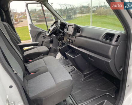 Білий Рено Мастєр, об'ємом двигуна 2.3 л та пробігом 246 тис. км за 19900 $, фото 31 на Automoto.ua