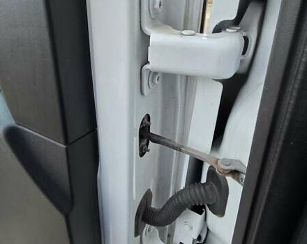 Белый Рено Мастер, объемом двигателя 2.3 л и пробегом 352 тыс. км за 17900 $, фото 19 на Automoto.ua