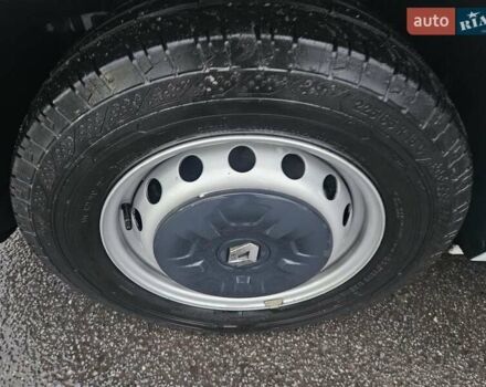 Белый Рено Мастер, объемом двигателя 2.3 л и пробегом 184 тыс. км за 18300 $, фото 37 на Automoto.ua