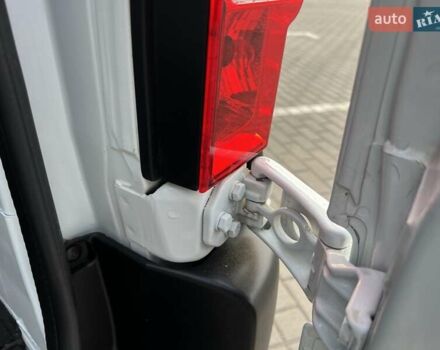 Белый Рено Мастер, объемом двигателя 2.3 л и пробегом 164 тыс. км за 19950 $, фото 56 на Automoto.ua