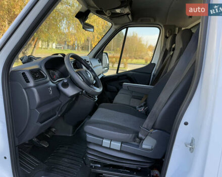 Білий Рено Мастєр, об'ємом двигуна 2.3 л та пробігом 188 тис. км за 26999 $, фото 37 на Automoto.ua