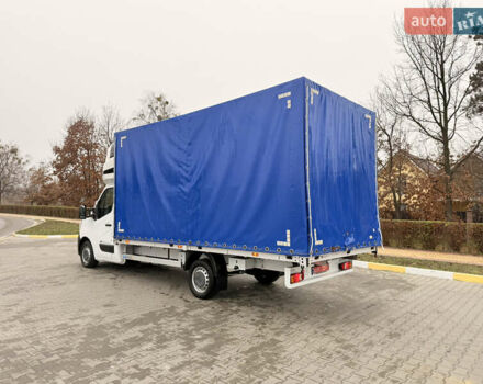 Белый Рено Мастер, объемом двигателя 2.3 л и пробегом 220 тыс. км за 19700 $, фото 3 на Automoto.ua