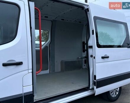 Белый Рено Мастер, объемом двигателя 2.3 л и пробегом 223 тыс. км за 17200 $, фото 14 на Automoto.ua