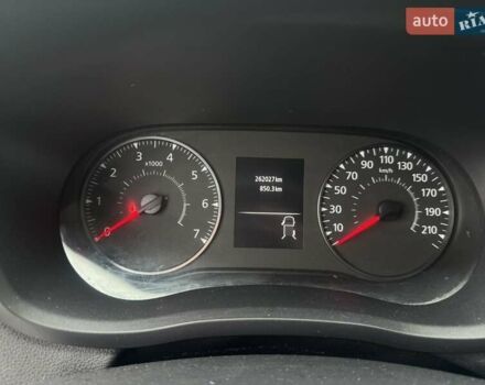 Белый Рено Мастер, объемом двигателя 2.3 л и пробегом 262 тыс. км за 18100 $, фото 16 на Automoto.ua