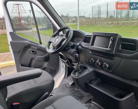 Білий Рено Мастєр, об'ємом двигуна 2.3 л та пробігом 246 тис. км за 19900 $, фото 37 на Automoto.ua