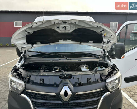 Белый Рено Мастер, объемом двигателя 2.3 л и пробегом 240 тыс. км за 18500 $, фото 84 на Automoto.ua