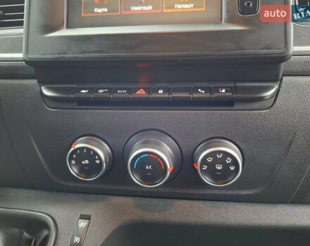 Білий Рено Мастєр, об'ємом двигуна 2.3 л та пробігом 240 тис. км за 18456 $, фото 21 на Automoto.ua