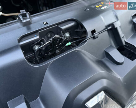 Белый Рено Мастер, объемом двигателя 0 л и пробегом 252 тыс. км за 18800 $, фото 86 на Automoto.ua