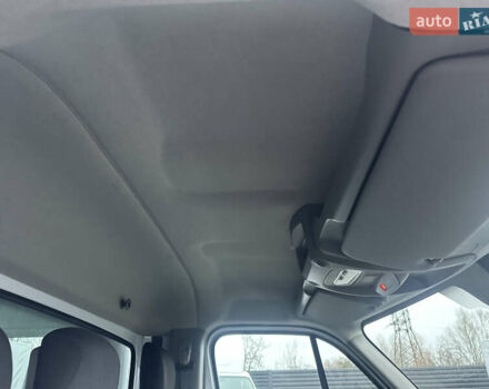 Белый Рено Мастер, объемом двигателя 2.3 л и пробегом 36 тыс. км за 25600 $, фото 46 на Automoto.ua