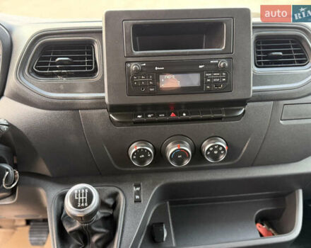 Белый Рено Мастер, объемом двигателя 2.3 л и пробегом 255 тыс. км за 24900 $, фото 23 на Automoto.ua