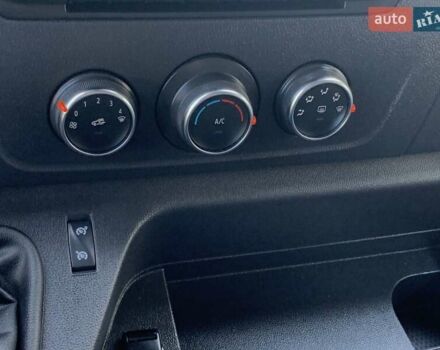 Білий Рено Мастєр, об'ємом двигуна 2.3 л та пробігом 218 тис. км за 19999 $, фото 47 на Automoto.ua