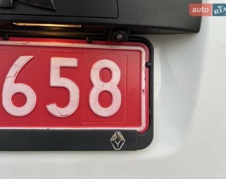 Білий Рено Мастєр, об'ємом двигуна 2.3 л та пробігом 164 тис. км за 19750 $, фото 48 на Automoto.ua