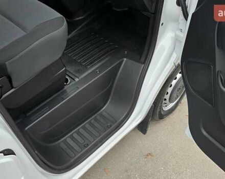 Белый Рено Мастер, объемом двигателя 2.3 л и пробегом 193 тыс. км за 21700 $, фото 28 на Automoto.ua