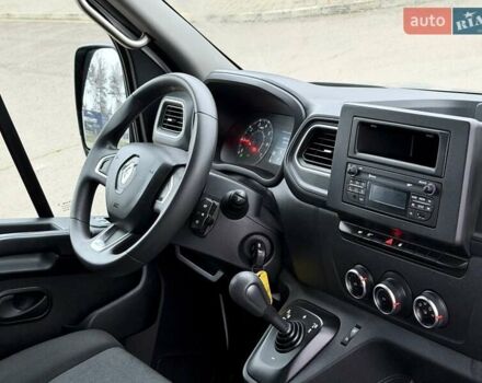 Білий Рено Мастєр, об'ємом двигуна 2.3 л та пробігом 201 тис. км за 17200 $, фото 23 на Automoto.ua