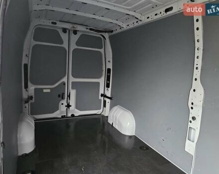 Білий Рено Мастєр, об'ємом двигуна 2.3 л та пробігом 217 тис. км за 18900 $, фото 57 на Automoto.ua