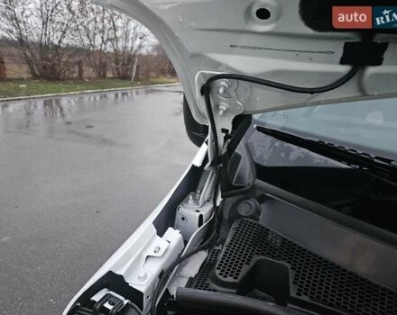 Белый Рено Мастер, объемом двигателя 2.3 л и пробегом 184 тыс. км за 18300 $, фото 73 на Automoto.ua