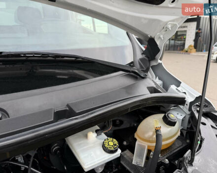 Рено Мастєр 2021 у Дубно на Automoto.ua Білий Рено Мастєр, об'ємом двигуна 2.3 л та пробігом 282 тис. км за 27300 $, фото 30 на Automoto.ua