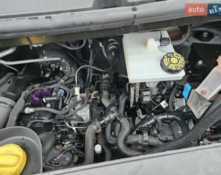 Білий Рено Мастєр, об'ємом двигуна 2.3 л та пробігом 217 тис. км за 18900 $, фото 76 на Automoto.ua