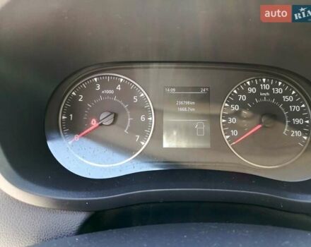 Білий Рено Мастєр, об'ємом двигуна 0 л та пробігом 237 тис. км за 18950 $, фото 17 на Automoto.ua