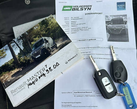 Белый Рено Мастер, объемом двигателя 2.3 л и пробегом 130 тыс. км за 23500 $, фото 21 на Automoto.ua