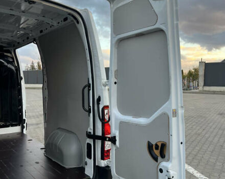 Белый Рено Мастер, объемом двигателя 2.3 л и пробегом 189 тыс. км за 18555 $, фото 12 на Automoto.ua