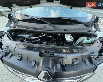 Білий Рено Мастєр, об'ємом двигуна 2.3 л та пробігом 189 тис. км за 18555 $, фото 41 на Automoto.ua