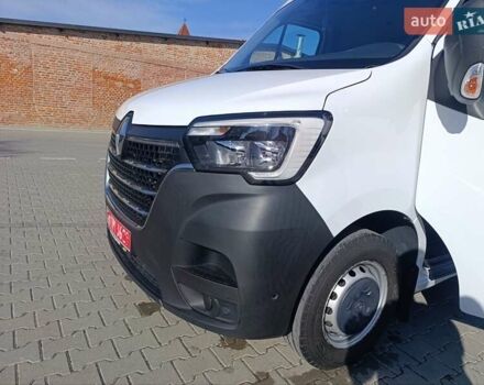 Белый Рено Мастер, объемом двигателя 2.3 л и пробегом 245 тыс. км за 18750 $, фото 22 на Automoto.ua