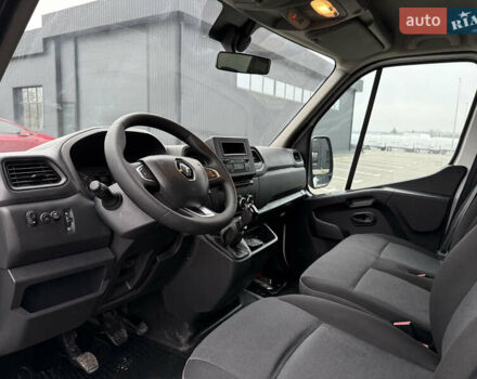 Білий Рено Мастєр, об'ємом двигуна 2.3 л та пробігом 98 тис. км за 27300 $, фото 41 на Automoto.ua