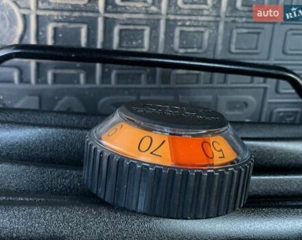 Білий Рено Мастєр, об'ємом двигуна 2.3 л та пробігом 218 тис. км за 19999 $, фото 39 на Automoto.ua