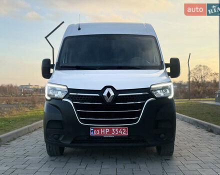 Белый Рено Мастер, объемом двигателя 2.3 л и пробегом 230 тыс. км за 19950 $, фото 2 на Automoto.ua