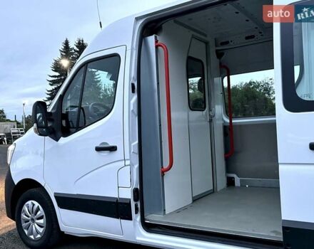 Белый Рено Мастер, объемом двигателя 2.3 л и пробегом 223 тыс. км за 17200 $, фото 13 на Automoto.ua