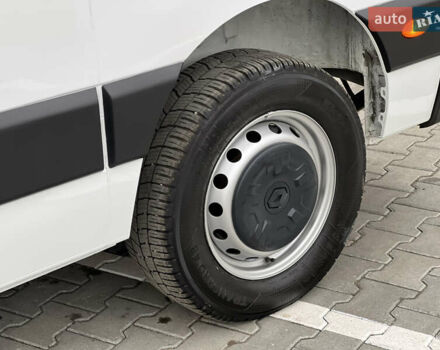 Белый Рено Мастер, объемом двигателя 2.3 л и пробегом 233 тыс. км за 17900 $, фото 32 на Automoto.ua