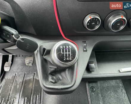 Белый Рено Мастер, объемом двигателя 2.3 л и пробегом 242 тыс. км за 21000 $, фото 35 на Automoto.ua