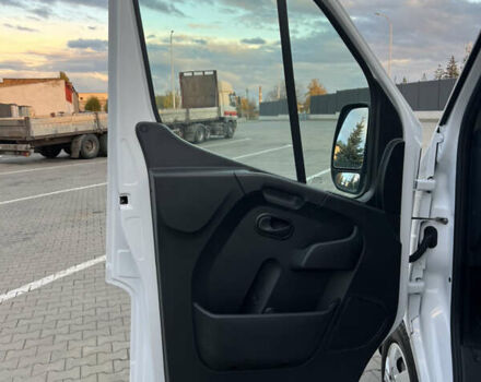 Белый Рено Мастер, объемом двигателя 2.3 л и пробегом 189 тыс. км за 18555 $, фото 23 на Automoto.ua