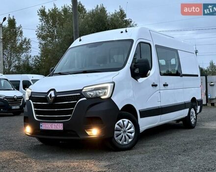 Белый Рено Мастер, объемом двигателя 2.3 л и пробегом 223 тыс. км за 17200 $, фото 1 на Automoto.ua