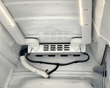 Белый Рено Мастер, объемом двигателя 2.3 л и пробегом 372 тыс. км за 18500 $, фото 19 на Automoto.ua