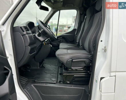 Білий Рено Мастєр, об'ємом двигуна 2.3 л та пробігом 169 тис. км за 18400 $, фото 39 на Automoto.ua