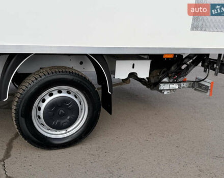 Белый Рено Мастер, объемом двигателя 2.3 л и пробегом 255 тыс. км за 24900 $, фото 15 на Automoto.ua