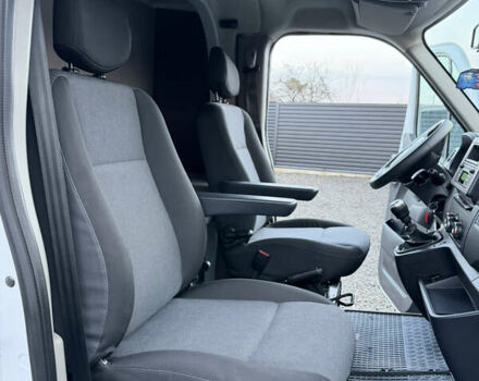 Белый Рено Мастер, объемом двигателя 2.3 л и пробегом 320 тыс. км за 24500 $, фото 38 на Automoto.ua