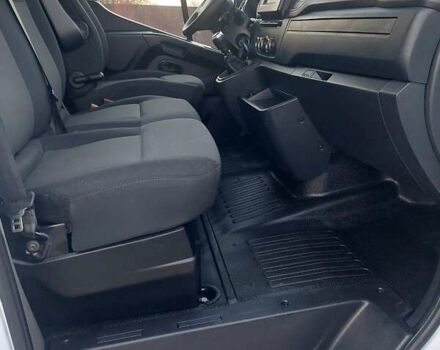 Білий Рено Мастєр, об'ємом двигуна 2.3 л та пробігом 257 тис. км за 17900 $, фото 39 на Automoto.ua