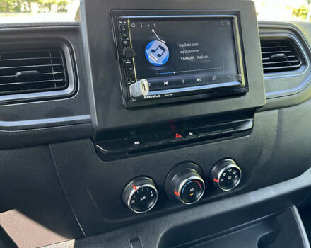 Білий Рено Мастєр, об'ємом двигуна 2.3 л та пробігом 57 тис. км за 21900 $, фото 5 на Automoto.ua