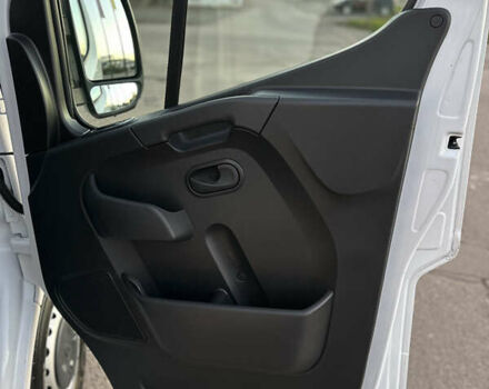 Білий Рено Мастєр, об'ємом двигуна 2.3 л та пробігом 175 тис. км за 19600 $, фото 51 на Automoto.ua