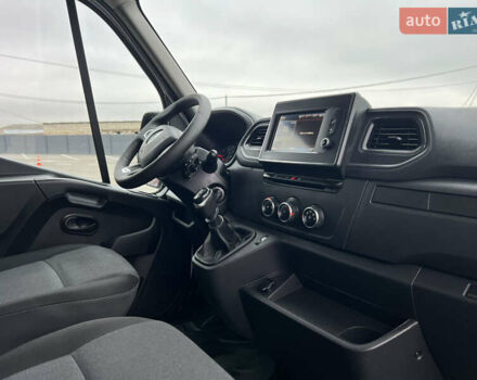 Білий Рено Мастєр, об'ємом двигуна 0 л та пробігом 204 тис. км за 17350 $, фото 32 на Automoto.ua