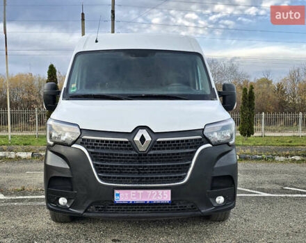Белый Рено Мастер, объемом двигателя 2.3 л и пробегом 352 тыс. км за 17900 $, фото 1 на Automoto.ua