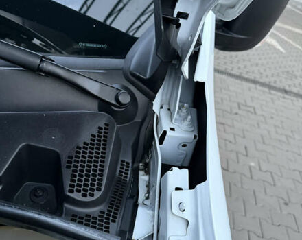 Белый Рено Мастер, объемом двигателя 0 л и пробегом 252 тыс. км за 18800 $, фото 90 на Automoto.ua