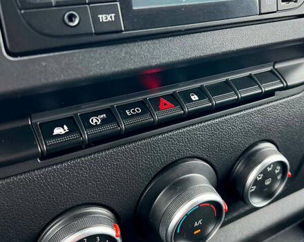 Белый Рено Мастер, объемом двигателя 2.3 л и пробегом 229 тыс. км за 25300 $, фото 30 на Automoto.ua