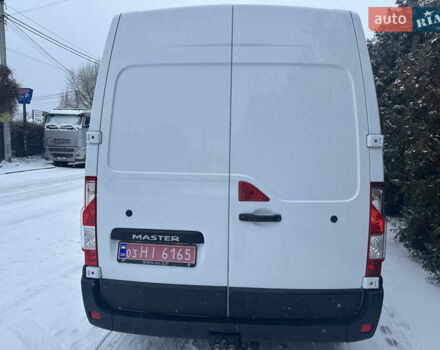 Белый Рено Мастер, объемом двигателя 2.3 л и пробегом 253 тыс. км за 20999 $, фото 3 на Automoto.ua