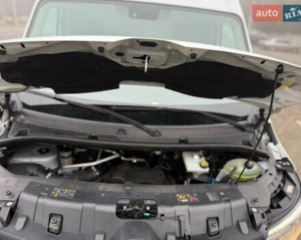 Білий Рено Мастєр, об'ємом двигуна 0 л та пробігом 281 тис. км за 19750 $, фото 31 на Automoto.ua