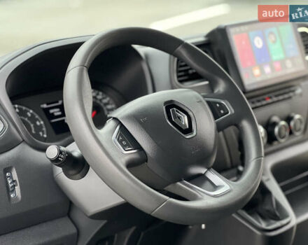 Белый Рено Мастер, объемом двигателя 2.3 л и пробегом 233 тыс. км за 17900 $, фото 89 на Automoto.ua