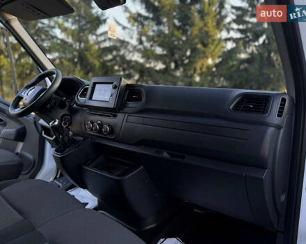 Белый Рено Мастер, объемом двигателя 2.3 л и пробегом 210 тыс. км за 19500 $, фото 31 на Automoto.ua